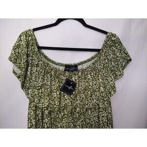 NWT Lexington Avenue Green Ditzy Floral Jumper Wide Leg Off/On Shoulder Size 2X